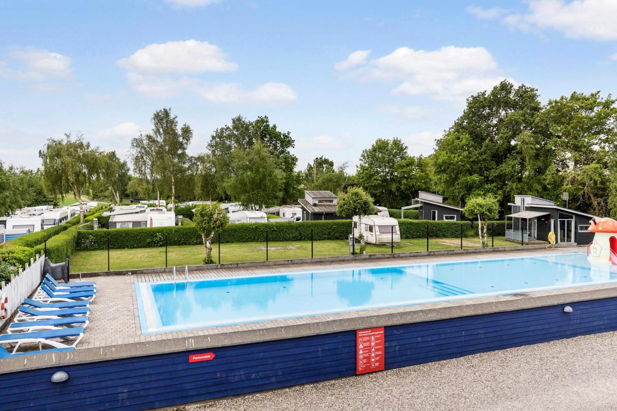 First Camp Tempelkrogen - Holbaek Kemping *